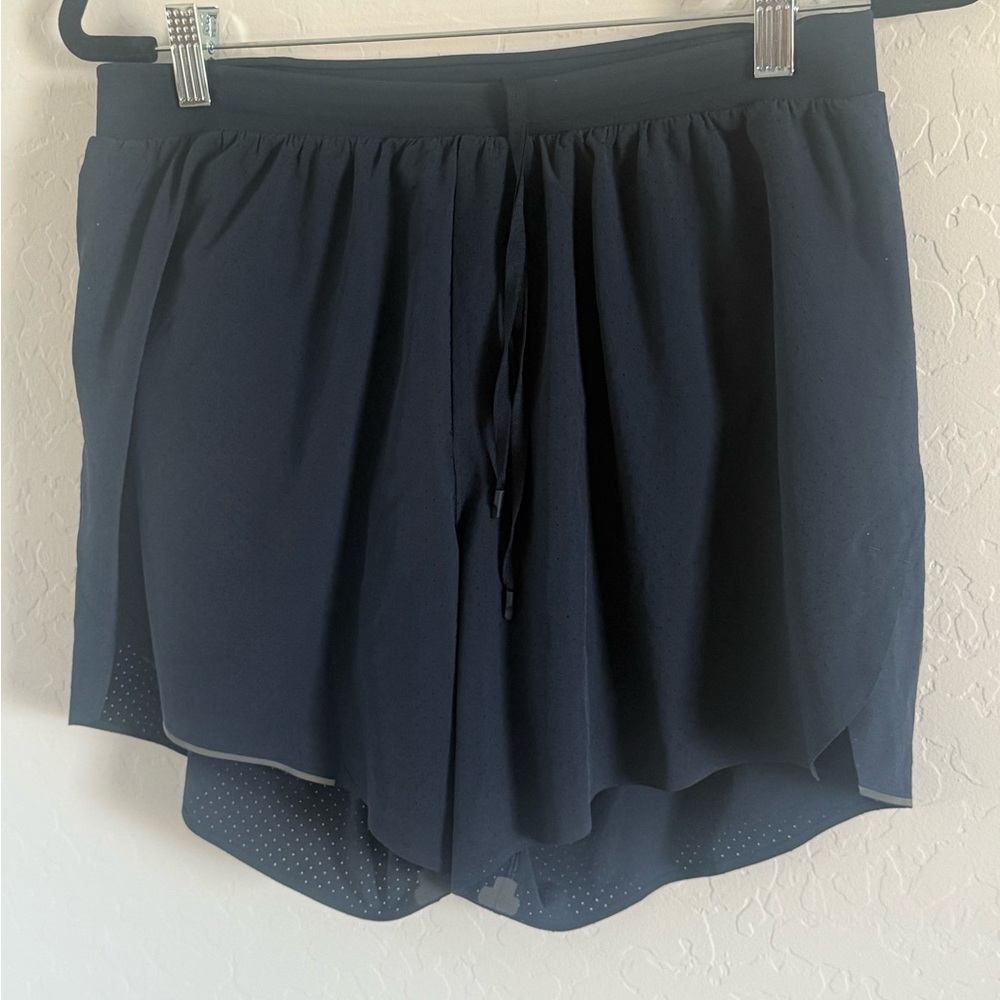 Lululemon Fast and Free 6” Lined running short size large